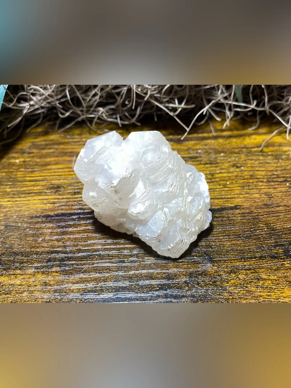 Layered Mangano Calcite